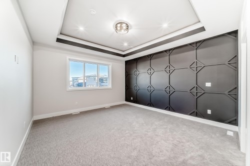 7025 Kiviaq Crescent, Edmonton, AB - Indoor Photo Showing Other Room