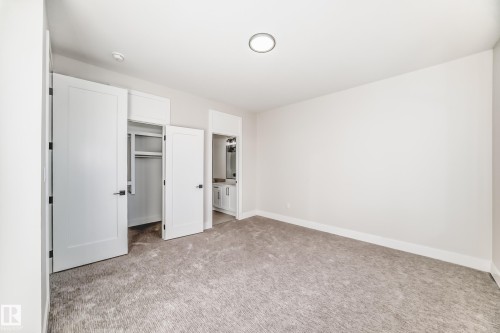 7025 Kiviaq Crescent, Edmonton, AB - Indoor Photo Showing Other Room