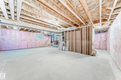 7025 Kiviaq Crescent, Edmonton, AB - Indoor Photo Showing Basement