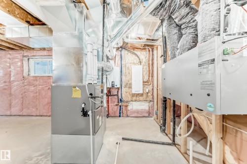 7025 Kiviaq Crescent, Edmonton, AB - Indoor Photo Showing Basement