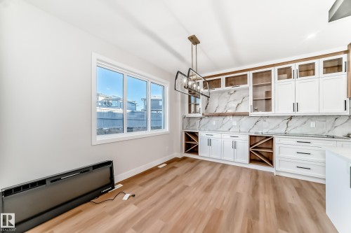 7025 Kiviaq Crescent, Edmonton, AB - Indoor