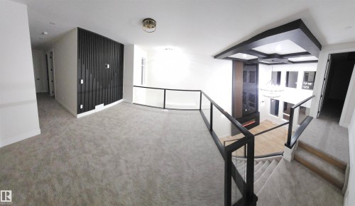 7025 Kiviaq Crescent, Edmonton, AB - Indoor Photo Showing Other Room