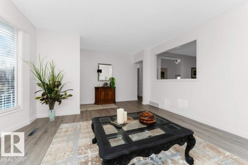 5100 53 Avenue, Stony Plain, AB - Indoor Photo Showing Other Room