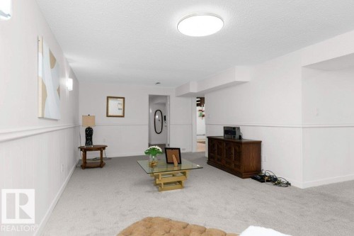 5100 53 Avenue, Stony Plain, AB - Indoor Photo Showing Other Room