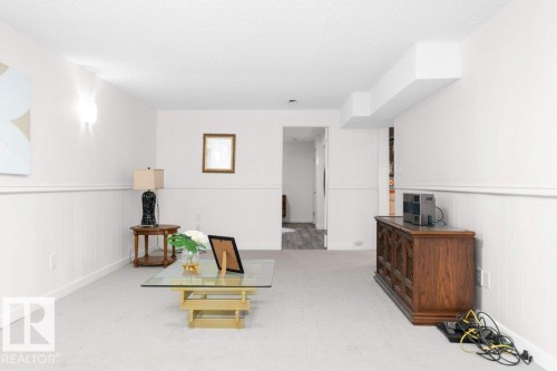 5100 53 Avenue, Stony Plain, AB - Indoor Photo Showing Other Room