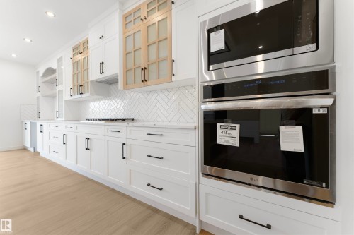 48 Grassview Crescent, Spruce Grove, AB - Indoor Photo Showing Kitchen