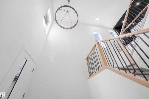 48 Grassview Crescent, Spruce Grove, AB - Indoor Photo Showing Other Room