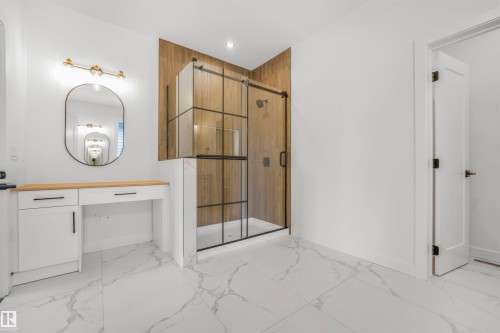 48 Grassview Crescent, Spruce Grove, AB - Indoor Photo Showing Other Room