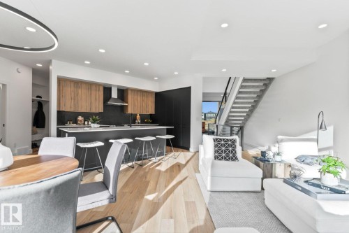 5827 Kootook Link, Edmonton, AB - Indoor