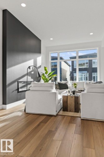 5827 Kootook Link, Edmonton, AB - Indoor