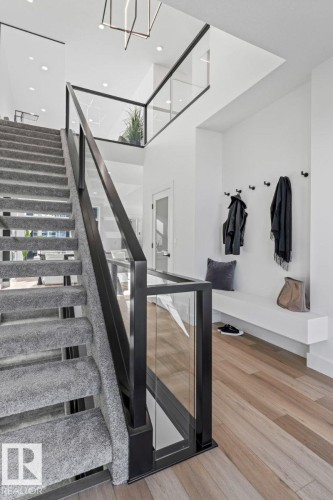 5827 Kootook Link, Edmonton, AB - Indoor Photo Showing Other Room