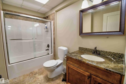 4409 44 Street, St. Paul Town, AB - Indoor Photo Showing Bathroom