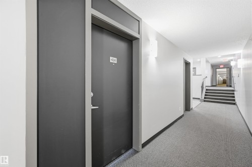414 812 Welsh Drive, Edmonton, AB - Indoor Photo Showing Other Room
