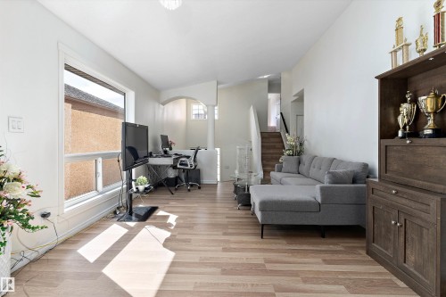 12711 128 Street, Edmonton, AB - Indoor