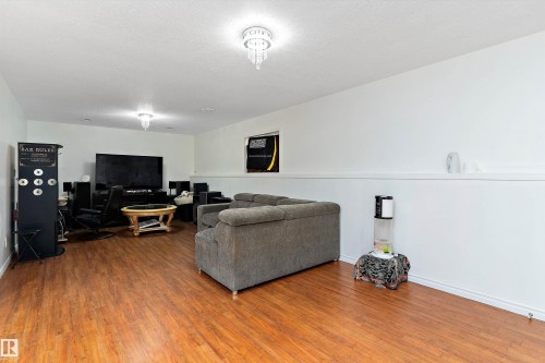 12711 128 Street, Edmonton, AB - Indoor