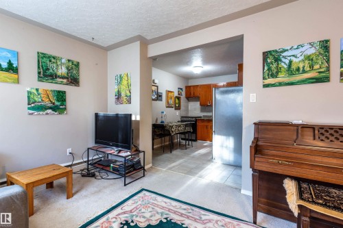 6 15431 93 Avenue, Edmonton, AB - Indoor