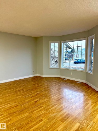 1480 Jefferys Crescent, Edmonton, AB - Indoor Photo Showing Other Room