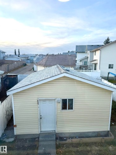 1480 Jefferys Crescent, Edmonton, AB - Outdoor