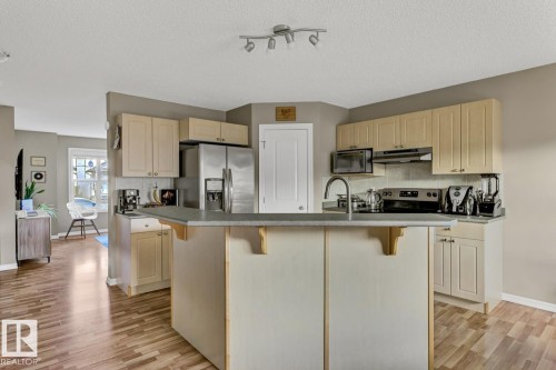 2341 29A Avenue, Edmonton, AB - Indoor Photo Showing Kitchen
