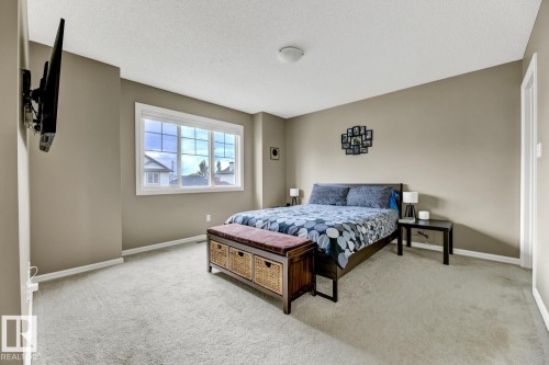 2341 29A Avenue, Edmonton, AB - Indoor Photo Showing Bedroom