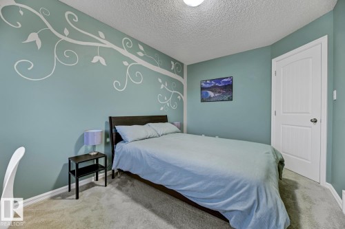 2341 29A Avenue, Edmonton, AB - Indoor Photo Showing Bedroom