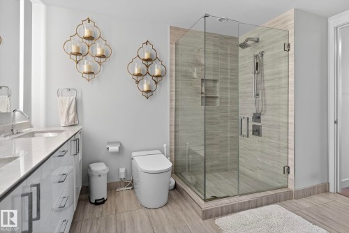 4206 10360 102 Street, Edmonton, AB - Indoor Photo Showing Bathroom