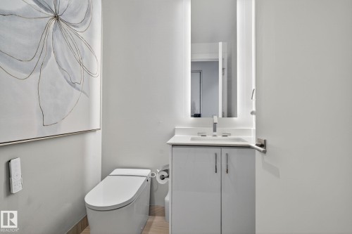 4206 10360 102 Street, Edmonton, AB - Indoor Photo Showing Bathroom