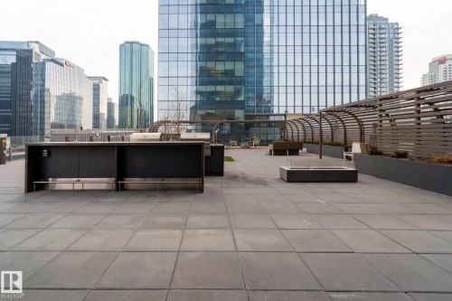 4206 10360 102 Street, Edmonton, AB - Outdoor