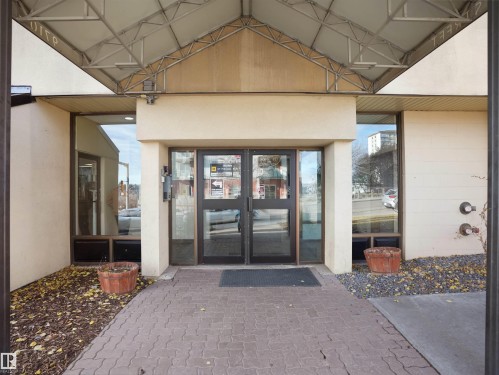 307 9710 105 Street Street, Edmonton, AB - Outdoor