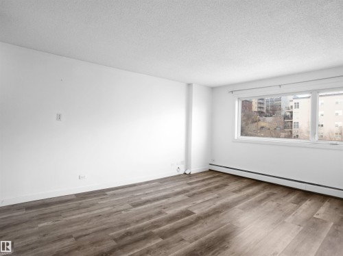 603 9710 105 Street Street, Edmonton, AB - Indoor Photo Showing Other Room