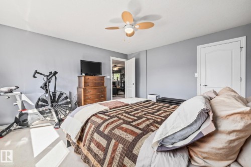 107 6708 90 Avenue, Edmonton, AB - Indoor Photo Showing Bedroom