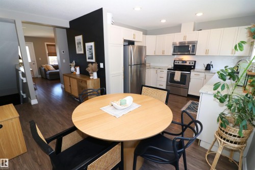 29 1508 105 Street, Edmonton, AB - Indoor