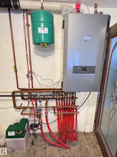 673001A Rge Road 215, Rural Athabasca County, AB - Indoor Photo Showing Other Room