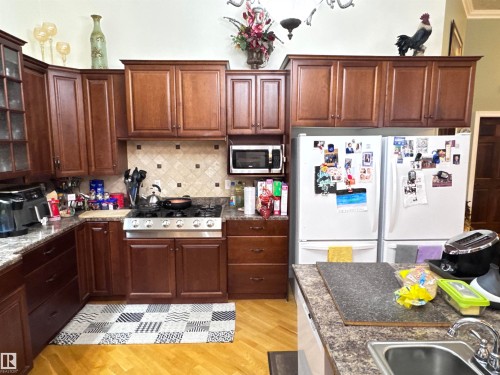 673001A Rge Road 215, Rural Athabasca County, AB - Indoor Photo Showing Kitchen