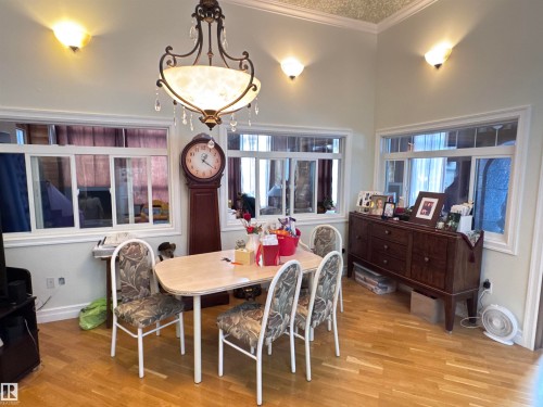 673001A Rge Road 215, Rural Athabasca County, AB - Indoor Photo Showing Dining Room