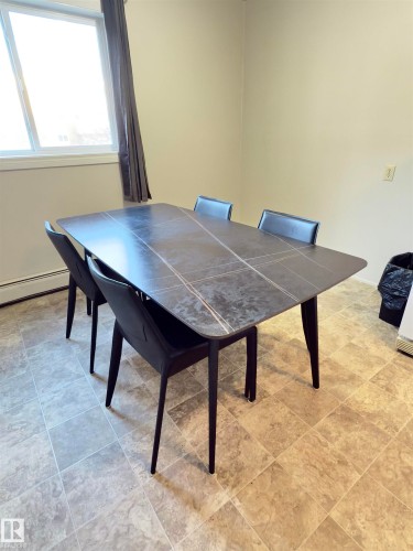 22 11265 31 Avenue, Edmonton, AB - Indoor Photo Showing Dining Room