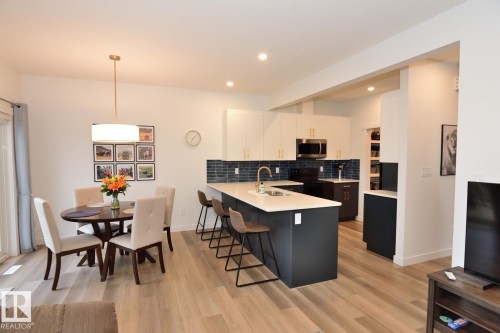 33 1910 Collip View, Edmonton, AB - Indoor