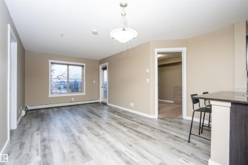 304 5390 Chappelle Road, Edmonton, AB - Indoor Photo Showing Other Room