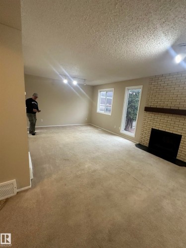 8 3221 119 Street, Edmonton, AB - Indoor With Fireplace