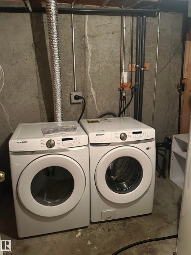 8 3221 119 Street, Edmonton, AB - Indoor Photo Showing Laundry Room