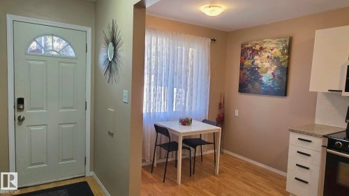 117 Londonderry Square, Edmonton, AB - Indoor Photo Showing Other Room