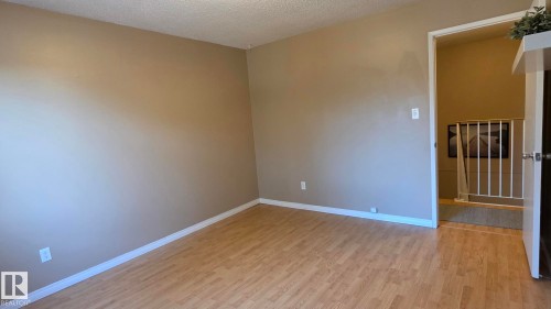 117 Londonderry Square, Edmonton, AB - Indoor Photo Showing Other Room