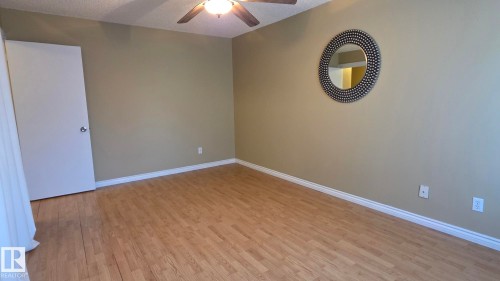 117 Londonderry Square, Edmonton, AB - Indoor Photo Showing Other Room
