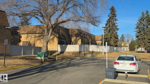 117 Londonderry Square, Edmonton, AB - Outdoor