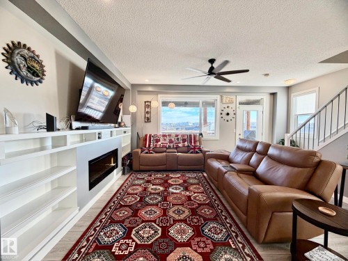 118 16903 68 Street, Edmonton, AB - Indoor Photo Showing Living Room With Fireplace