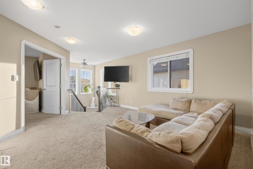 21917 95A Avenue, Edmonton, AB - Indoor Photo Showing Other Room