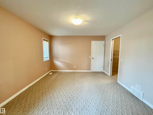 1248 Ormsby Lane, Edmonton, AB - Indoor Photo Showing Other Room