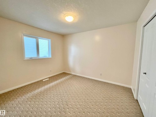 1248 Ormsby Lane, Edmonton, AB - Indoor Photo Showing Other Room