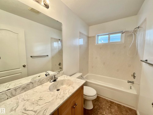 1248 Ormsby Lane, Edmonton, AB - Indoor Photo Showing Bathroom