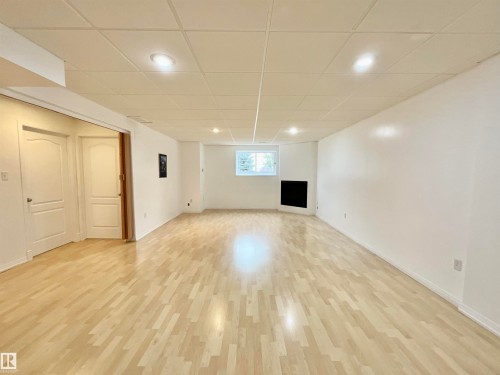 1248 Ormsby Lane, Edmonton, AB - Indoor